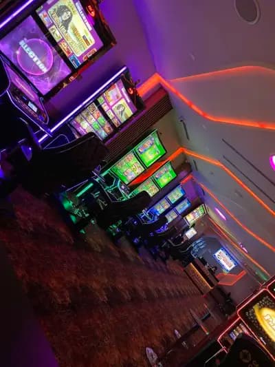 Circle gaming club