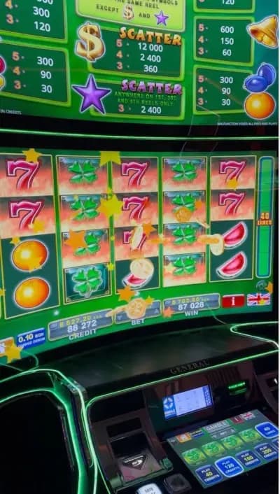 Circle gaming club