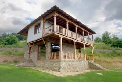 Leshten Guest Homes "Venny, Hope and Love"