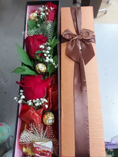 бутик за цветя ,,Белла"