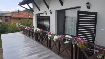 Einstein House & Spa