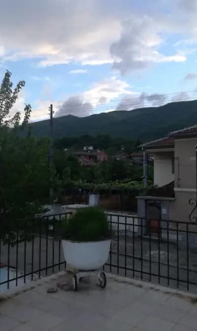 Хотел Авалон