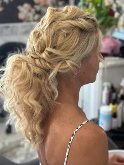 Salon Krasi nails/hair/beauty