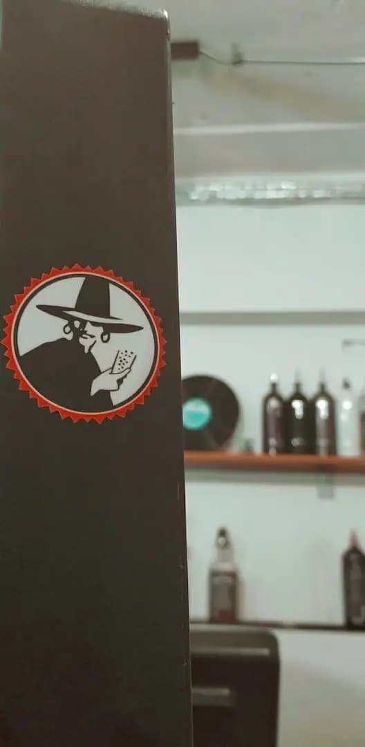 Vinyl shop and Bar Micro
