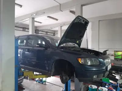 Автосервиз BM AUTO Варна / Q-SERVICE