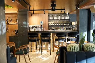 Maria Lounge Bar