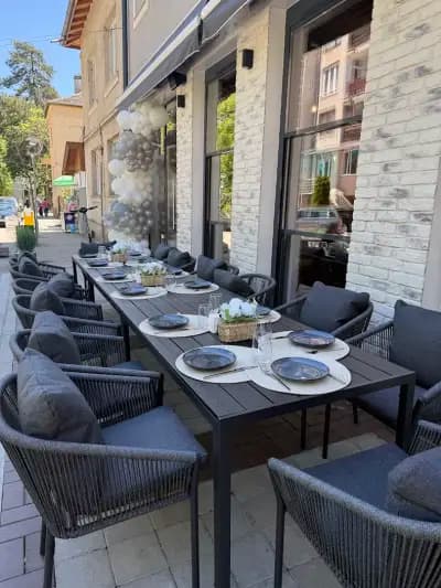 MODO Wine Bar & Food