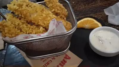 Пицария „Амичи“ Левски