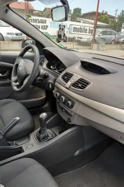 Автокъща СтенлиКар