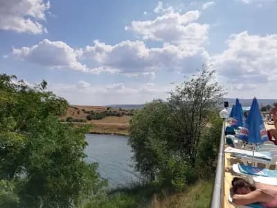 Басейн „Язовир Слаковци“