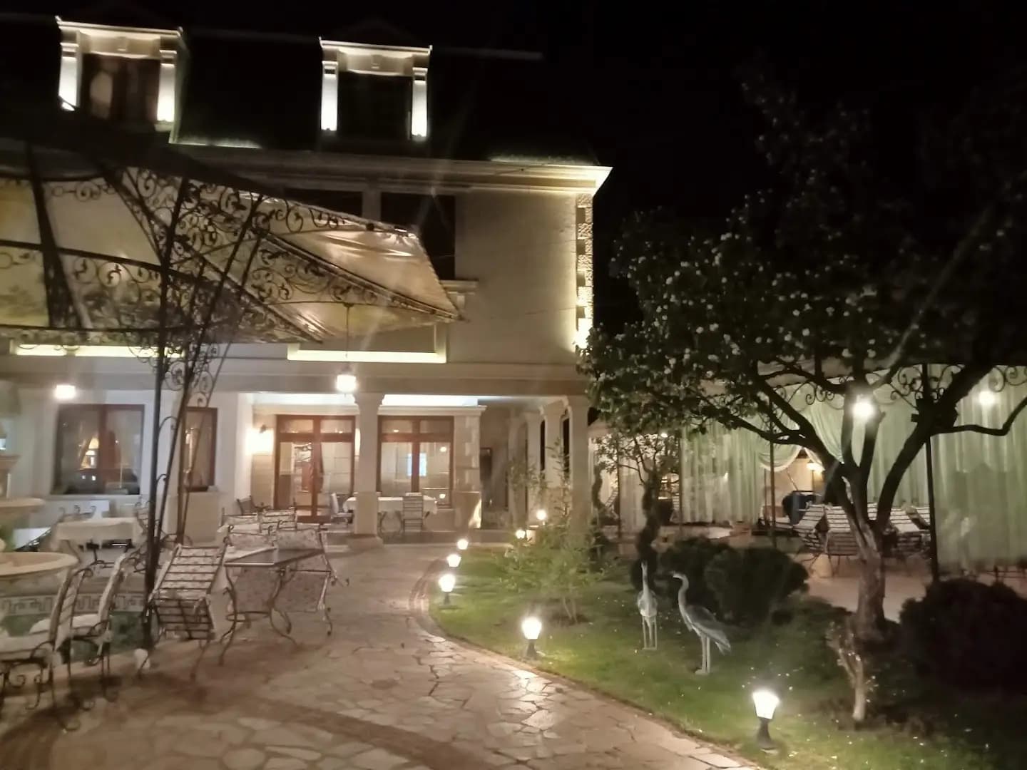 Green Palace Hotel