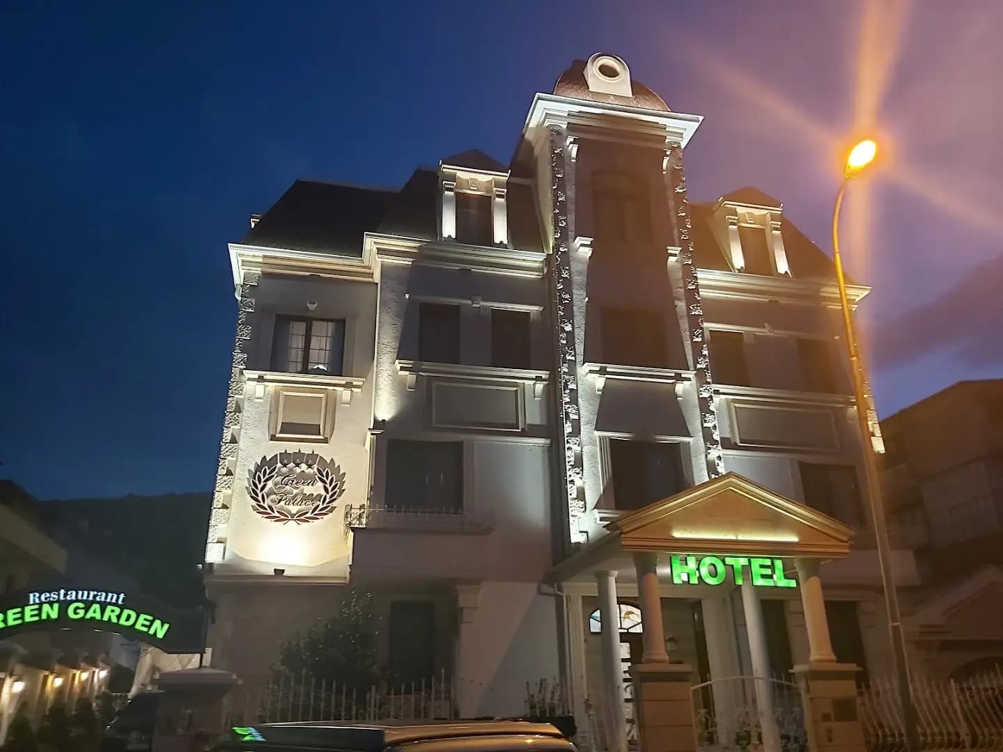 Green Palace Hotel