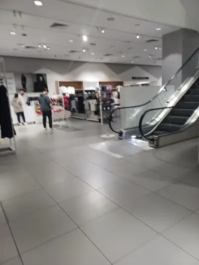 H&M