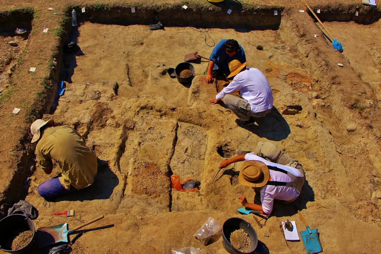 Balkan Heritage Foundation & Field School