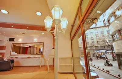 La Maison de Beaute PARIS