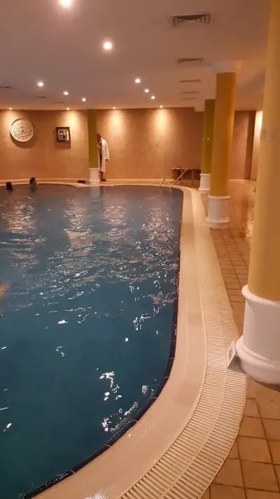 Romance Hotel and Family Suites