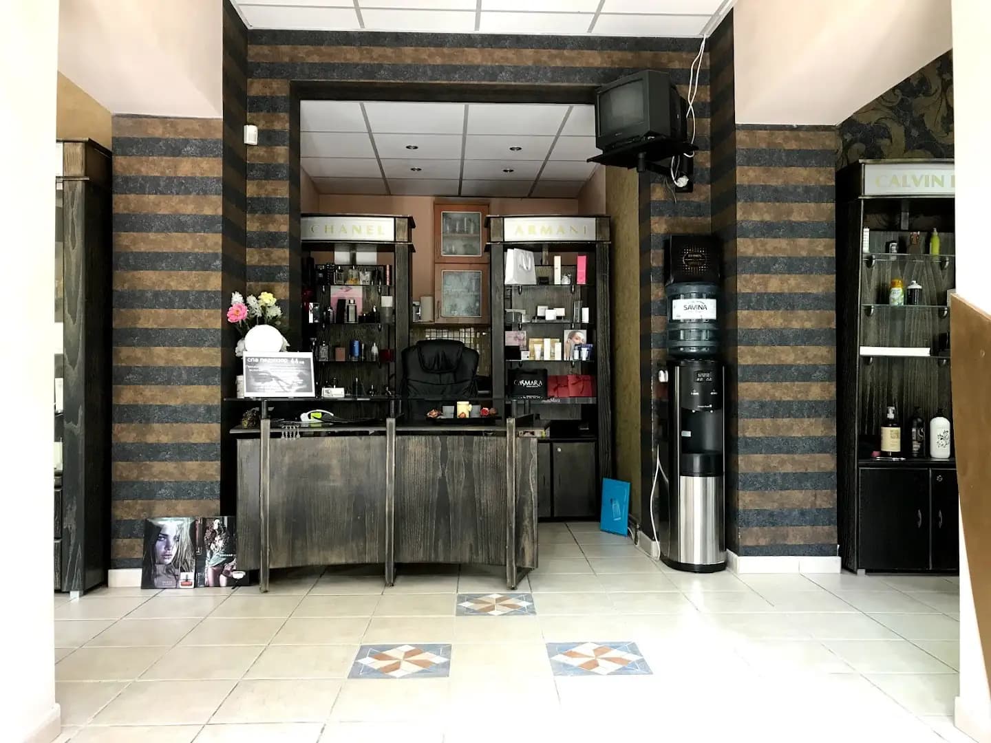 M&N STYLE | Beauty & Barber
