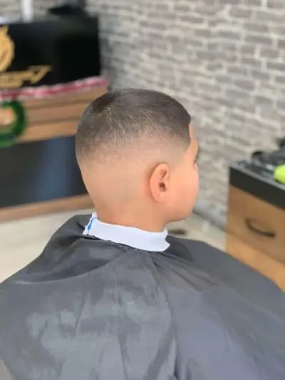 MADE IN BULGARIA BARBER SHOP