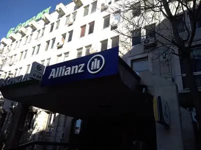 Алианц Застраховане