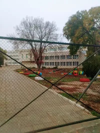 ХУМАНИТАРНА ГИМНАЗИЯ СВ.СВ.КИРИЛ И МЕТОДИЙ