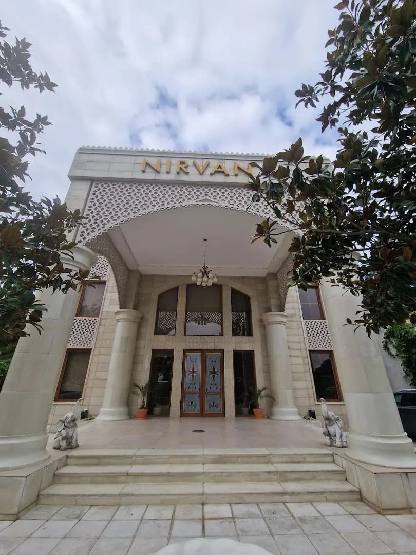 Familly Art Hotel Nirvana