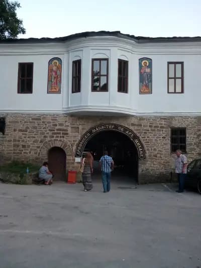 Къмпинг Стринава