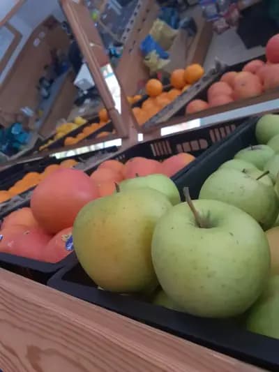 ot Ananas do Yabulka ltd., Плодове и Зеленчуци