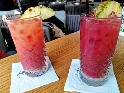 Крилото Cocktails & Gastro Bar