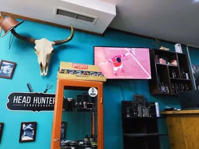 HeadHunters Barbershop