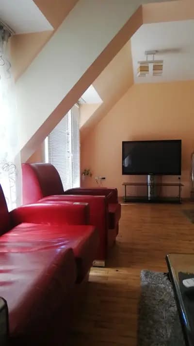 Venis House