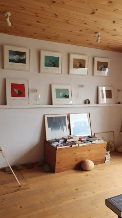 Gallery Leshten