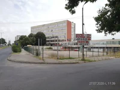 Outlet Delena