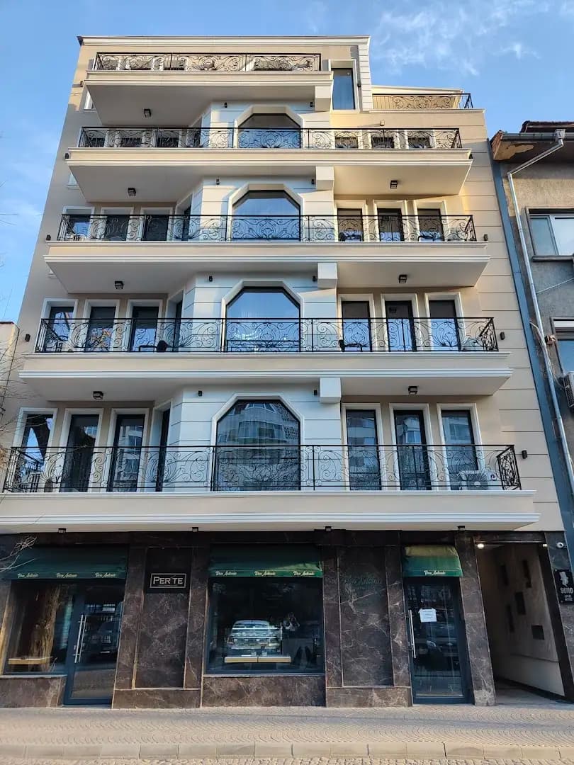 SOHO Apart House