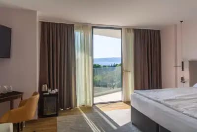 Хотел Амирал (бивш Best Western Park Hotel)