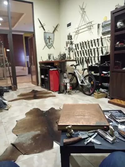 Оръжеен Бутик магазин за подаръци АСЕРО