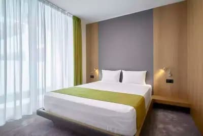 Adella Boutique Hotel - Free Secured Parking
