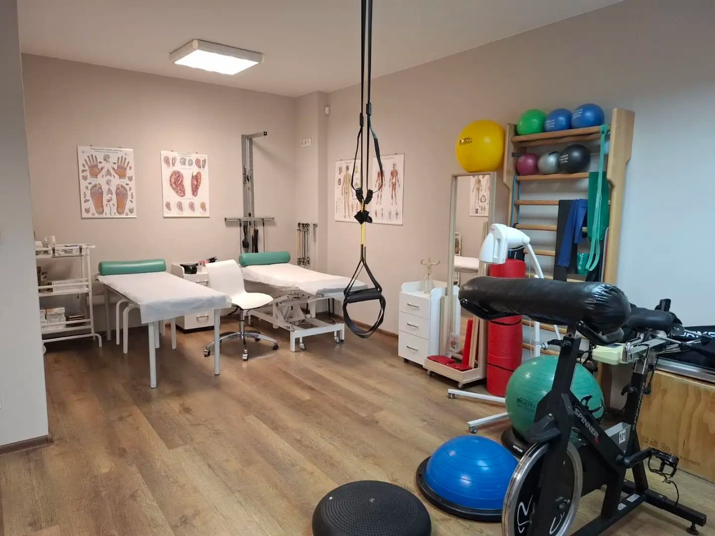 Physio Be Active - Център по кинезитерапия, изправителна гимнастика и постурален анализ