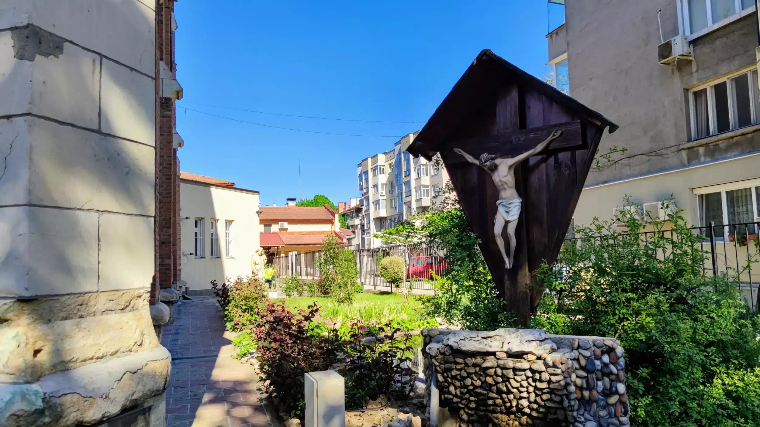 Храм "Св.Павел от кръста"