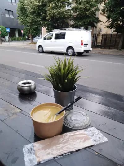 Nutrio Bar - Knyaz Boris I Boulevard 82, Varna