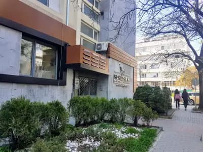 АБАДЖИЕВИ - Дентален Център Абаджиеви Варна