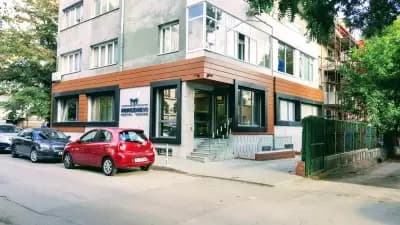 АБАДЖИЕВИ - Дентален Център Абаджиеви Варна