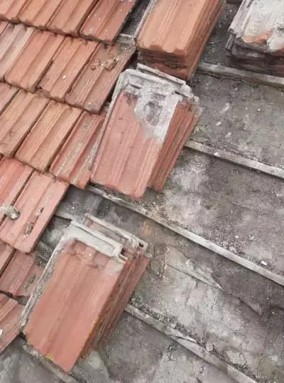 Ремонт на покриви в София/Хидроизолация, хамалски и транспортни услуги/Нови дървени конструкции/Монтаж и демонтаж на