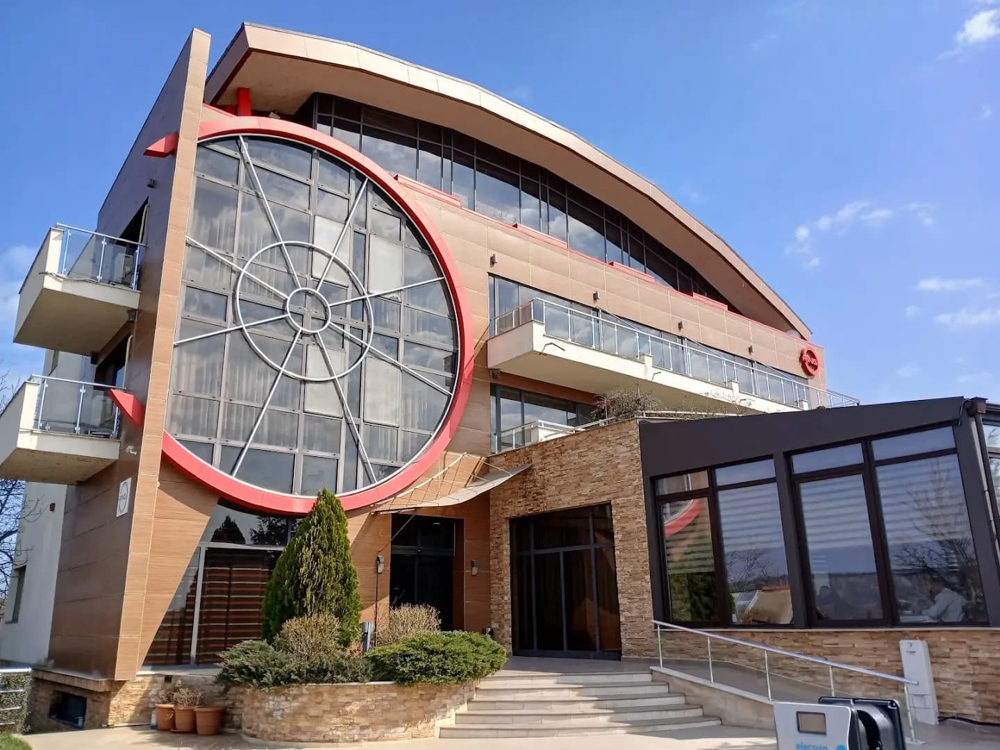 Family Hotel - Restaurant Ring