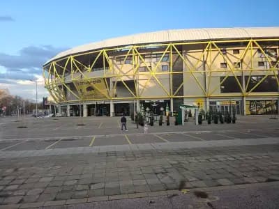 Стадион „Христо Ботев“
