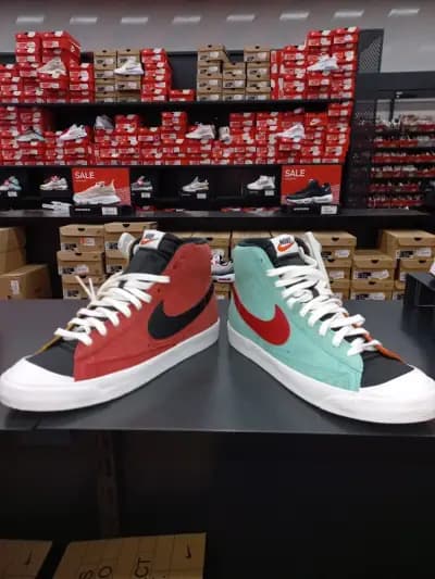Nike Factory Store (Outlet)