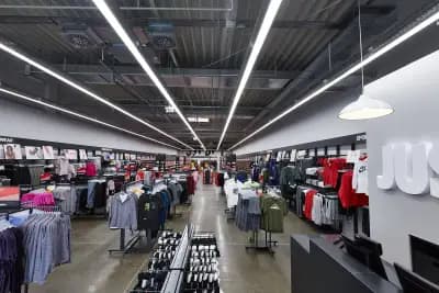 Nike Factory Store (Outlet)