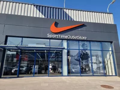 Nike Factory Store (Outlet)