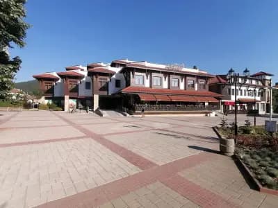 Хотел Етрополия
