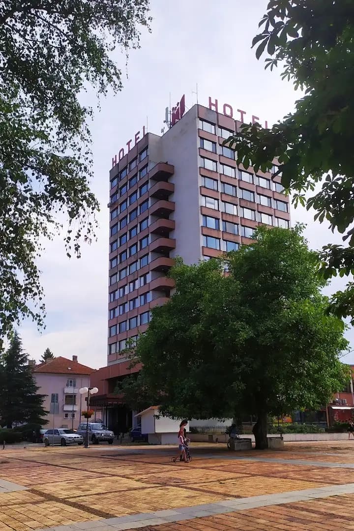 Хотел Ботевград