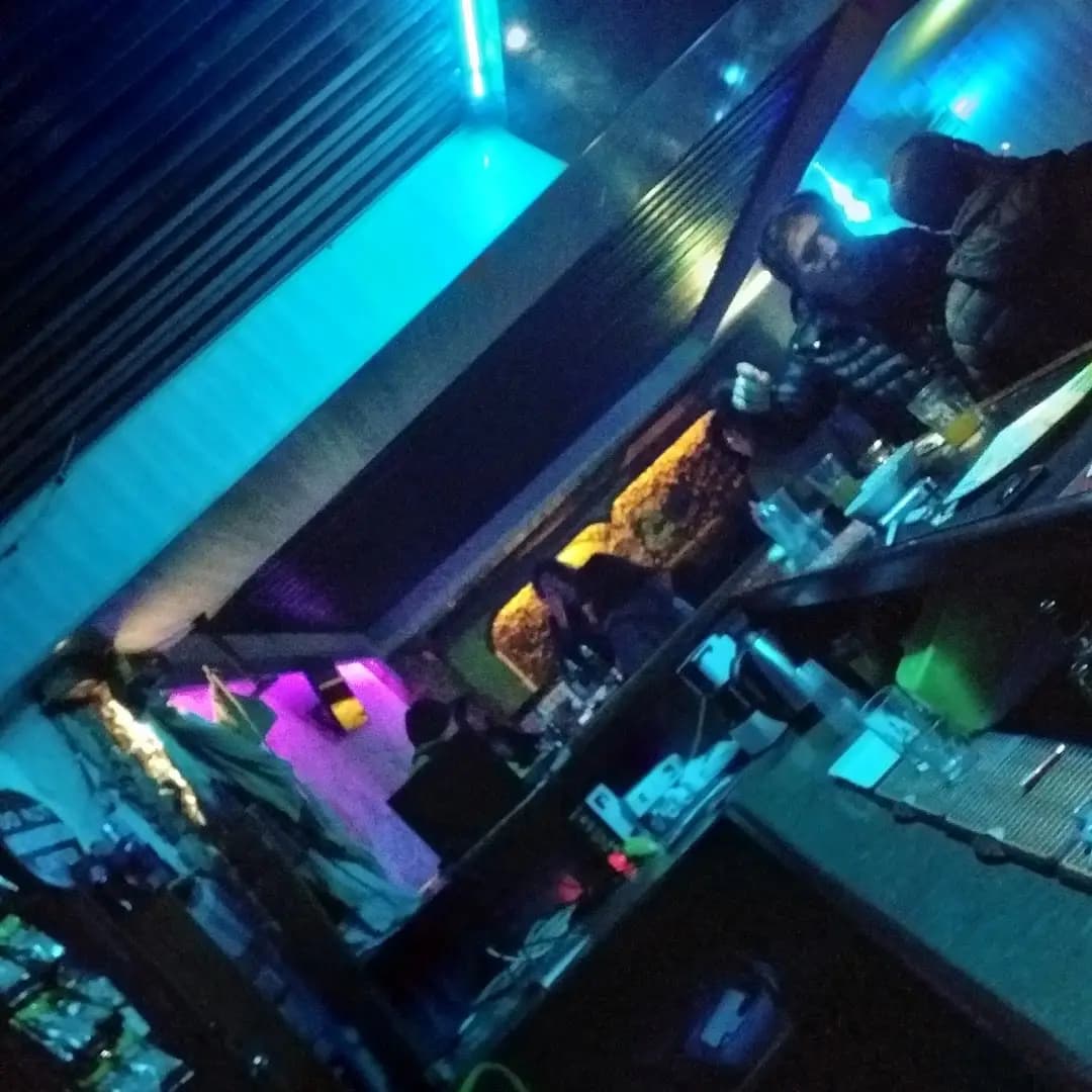 The Maze Live Lounge